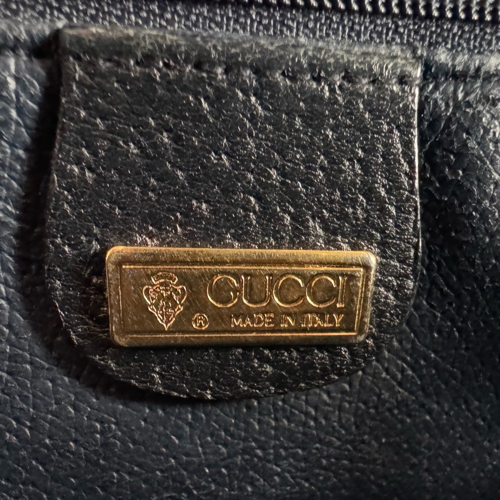 Gucci Vintage Oval Crossbody in Navy - Picture 13 of 16